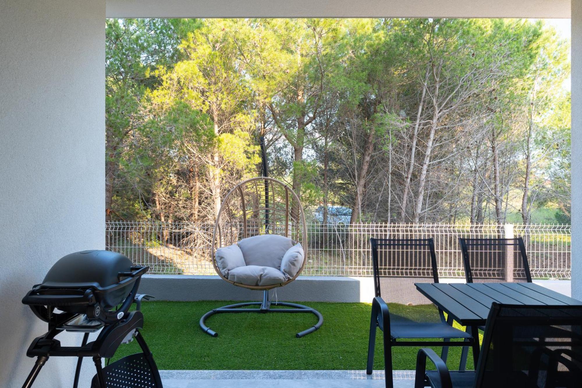 Number One Apartments Vir Δωμάτιο φωτογραφία